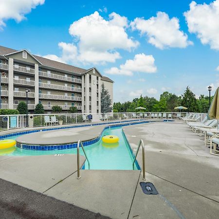 Greenbrier Getaway Whispering Pines 524 Apartment Pigeon Forge Exterior photo